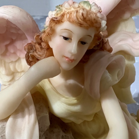 Seraphim Classics, Rebecca “ Beautiful Dreamer” Vintage, 1999 Figure. - Picture 3 of 10